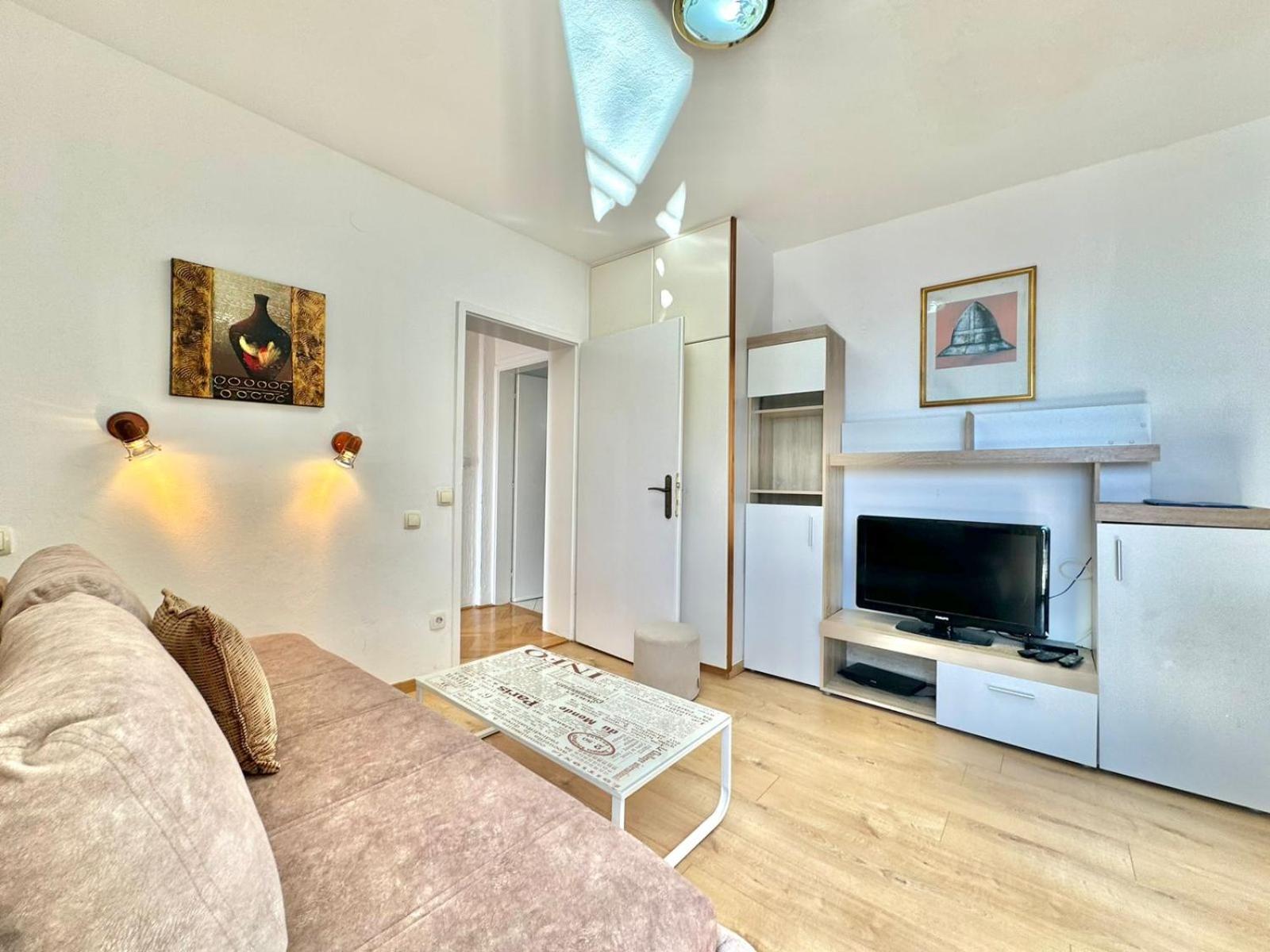 Sun Rose Apartments スヴェティ・ステファン エクステリア 写真