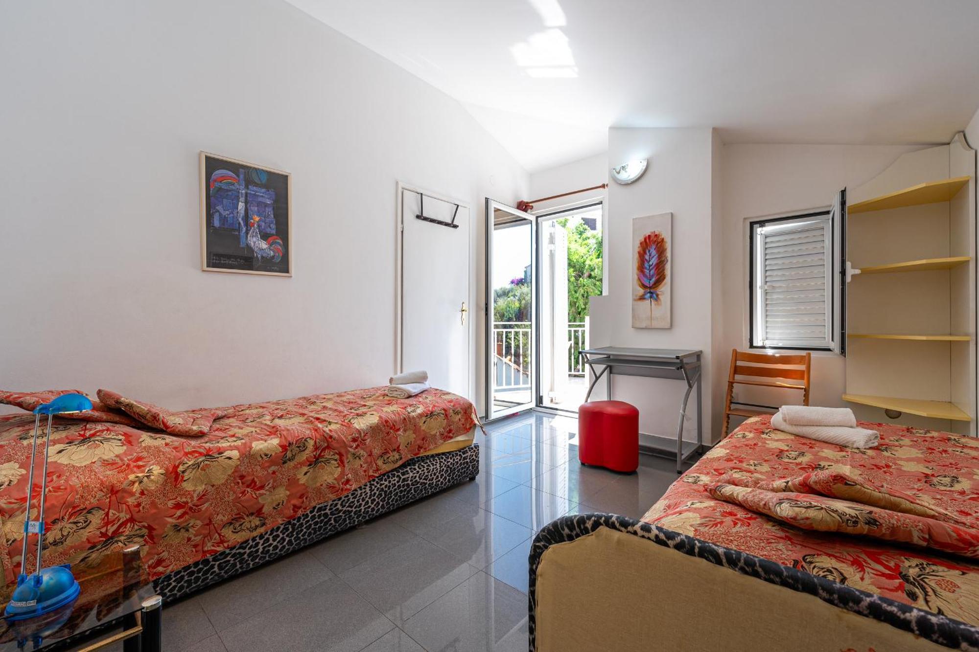 Sun Rose Apartments スヴェティ・ステファン 部屋 写真